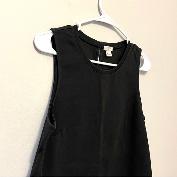 🍭 3/$20 j.crew black layering sleeveless blouse with silky hem - Picture 3 of 12